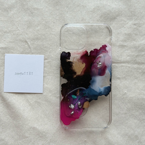 値下げ中！】 ♡押し花ケース♡ 《ぷっくりちゃん》iPhone13mini対応 