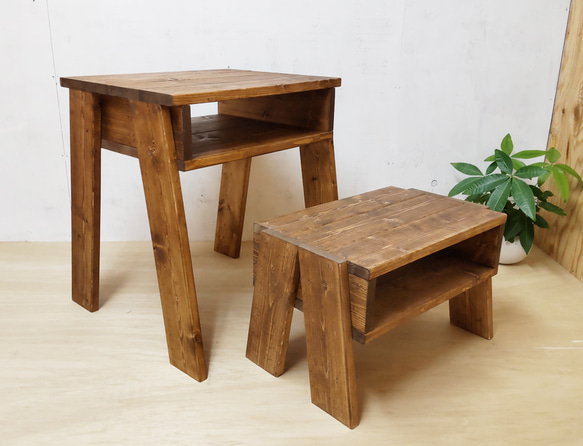古家具ビンテージ品◾️木製家具 飾り台 ディスプレイ台 花台 木製無垢材 古家具 ビンテージ品◾️木製家具 飾り棚 花台 ディスプレイ台
