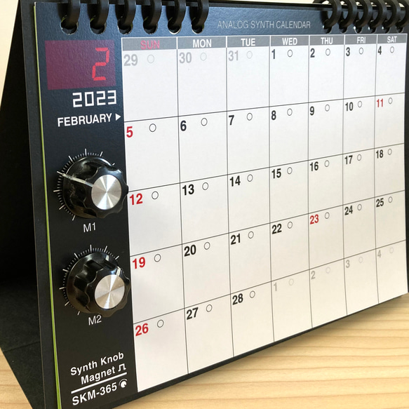 【2023年 カレンダー】SKM-365・2023 アナログシンセカレンダー　卓上／SKMクラシック 5枚目の画像