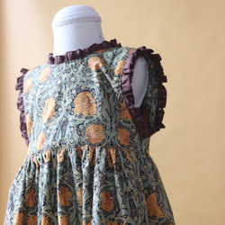 女童古典連衣裙裝扮莫里斯/全圖案/William Morris Pimpernel 面料使用/配套/古典 第10張的照片