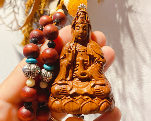 0708186  桃の木素材観音様彫りブレスレット16.5-17センチ 0708186 桃の木素材観音様彫りブレスレット16.5-17センチ