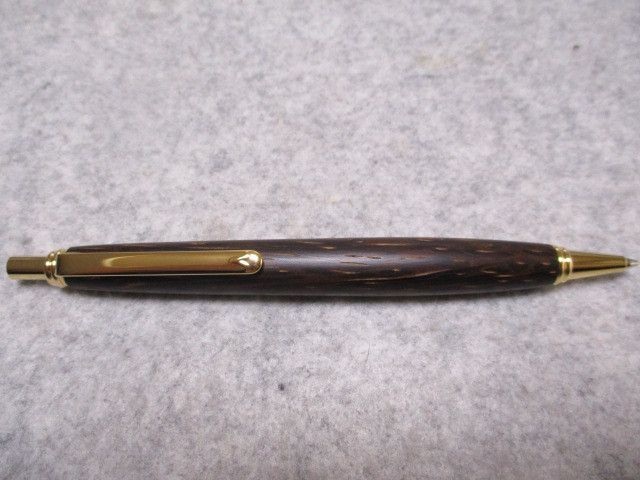 檳榔子(ビンロウジュ)　　キヌカオイル仕上げ　シャープペンシル(0.5ミリ用)