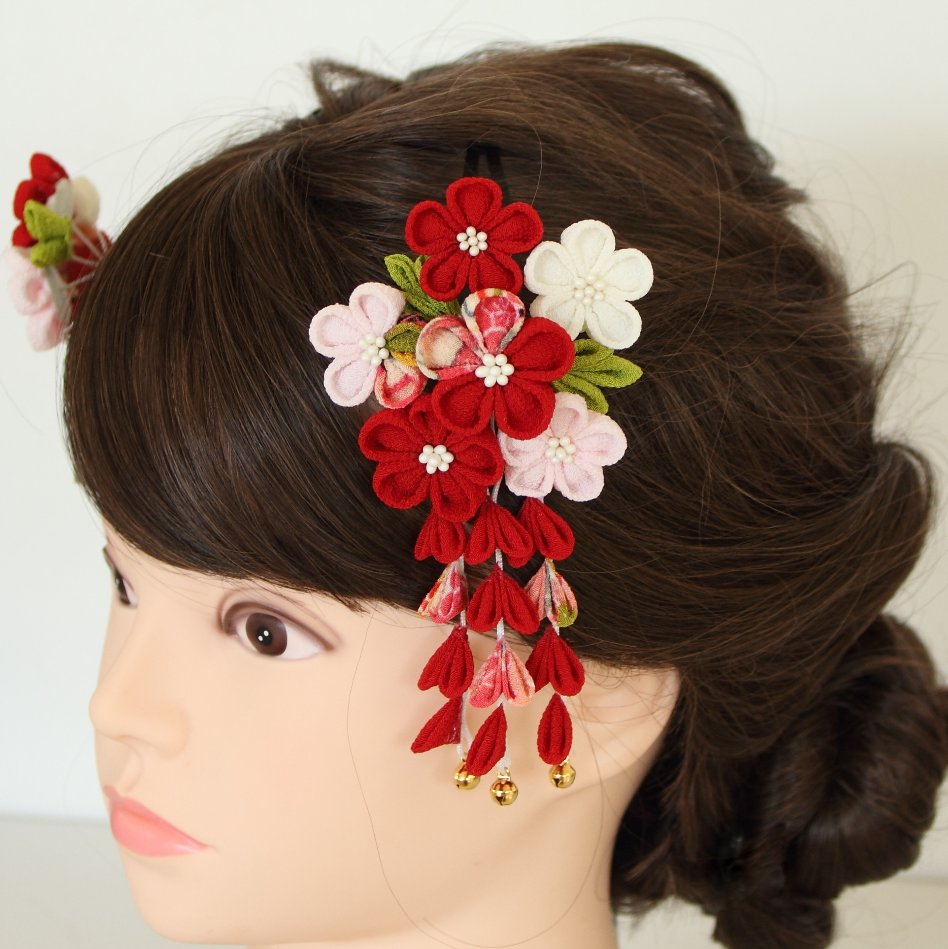 【七五三】深紅古典のうめ飾り　つまみ細工