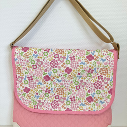 底角補強！キルティングショルダーバッグ　図書袋　通園バック 1枚目の画像