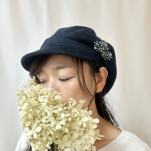 2wayキャスケット秋冬[大人/厚手起毛] 播州織かすみ草刺繍 ハンチング帽 ネイビー　帽子　ナチュラル　お出かけ　清楚 9枚目の画像