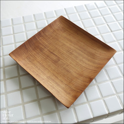 チークプレート角15cm 木皿 寿司皿 平皿 小皿 ディッシュ 総無垢 チーク材 ナチュラル ウッドディッシュ 木製皿 1枚目の画像