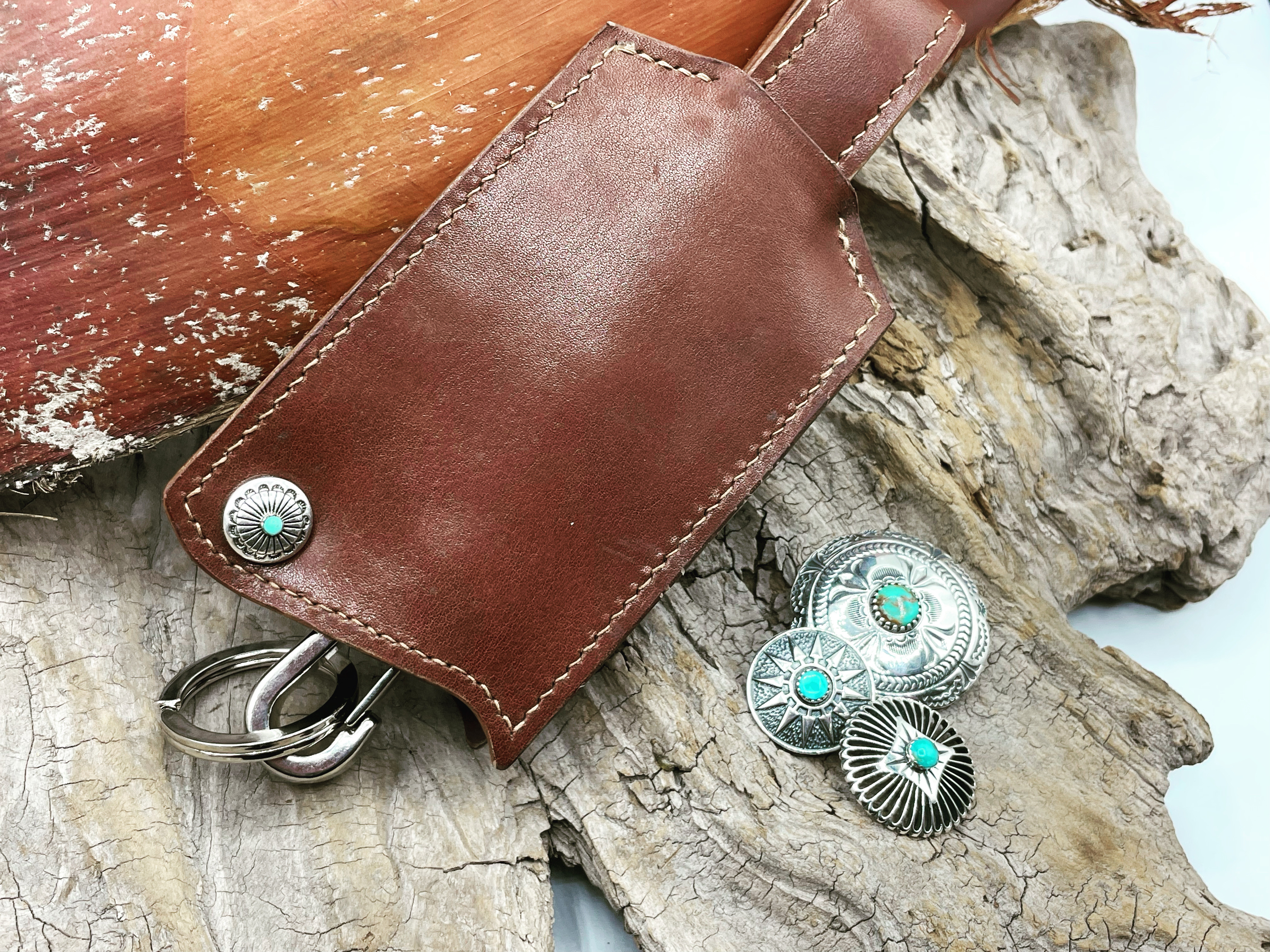 ウェイブレザーキーケース with ターコイズコンチョ