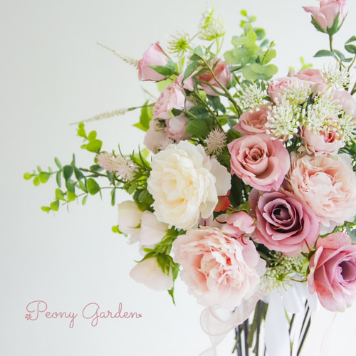 ふわふわ揺れるピオニーとバラのブーケ ブートニア付き ブーケ Peony  