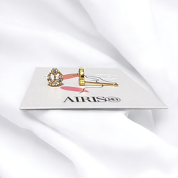 ピアス 小さめ シルバー925 金属アレルギー対応 18K ゴールド 月 ムーン 三日月 透かし 仕事 プレゼント 3枚目の画像