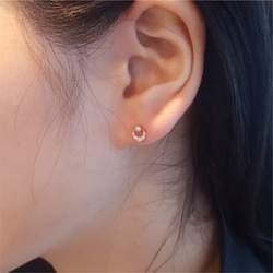ピアス 小さめ シルバー925 金属アレルギー対応 18K ゴールド 月 ムーン 三日月 透かし 仕事 プレゼント 6枚目の画像
