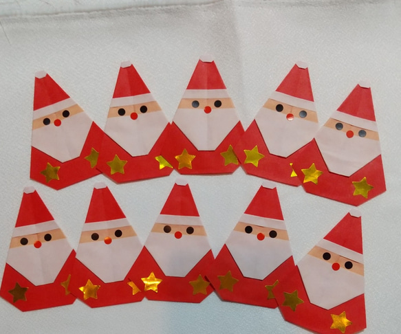折り紙サンタクロース 10個セット 壁面飾り 送料無料 1枚目の画像