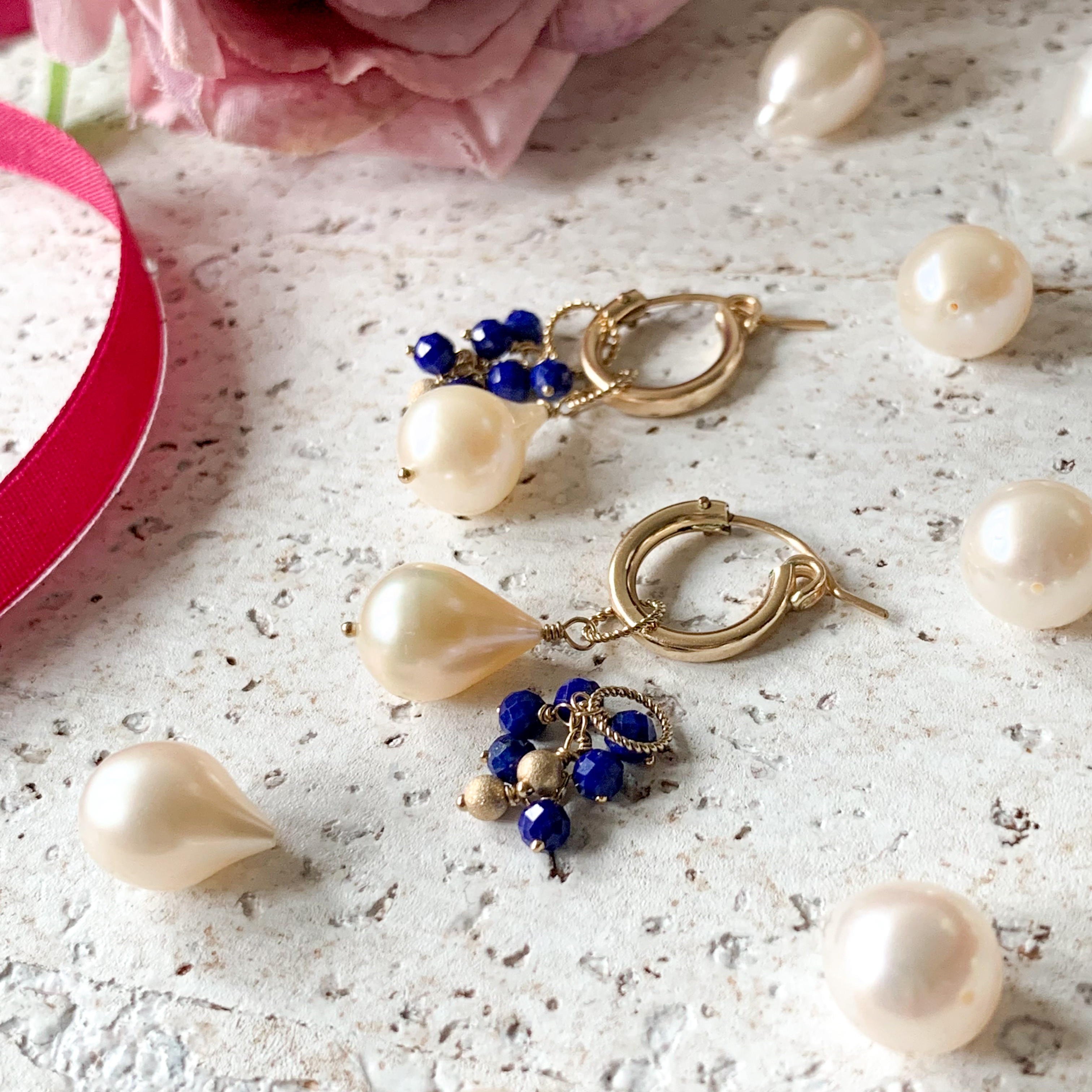 14kgf*淡水ドロップパールとラピスラズリの付け替えフープピアス／イヤリング        Ω