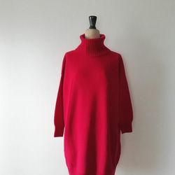 【再再再…販♡】軽くてふんわり暖か♡ウール混オフタートルチュニックワンピース(01056)　ベリーレッド 1枚目の画像