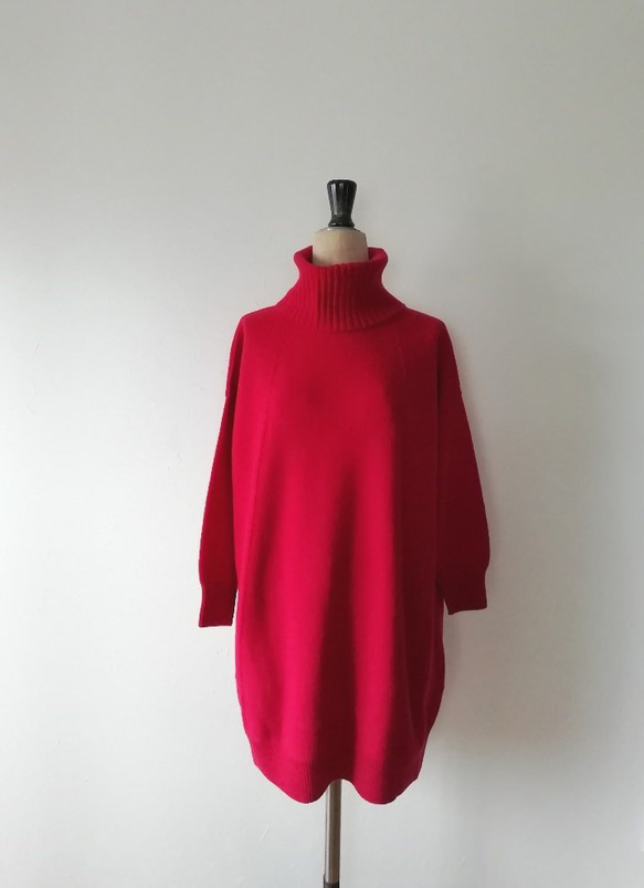 【再再再…販♡】軽くてふんわり暖か♡ウール混オフタートルチュニックワンピース(01056)　ベリーレッド 1枚目の画像