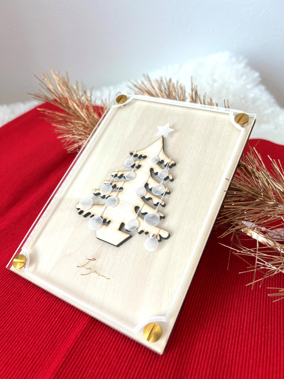 『クリスマスツリー』【真鍮金具×アクリル×木のアートパネル】ご自宅やプレゼントに☆ 2枚目の画像
