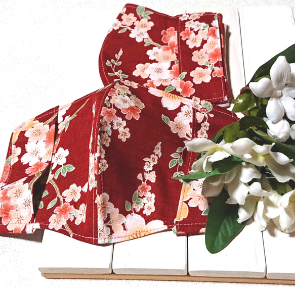 和柄のマスクカバー『桜日和』   不織布マスクが見えるタイプ 6枚目の画像