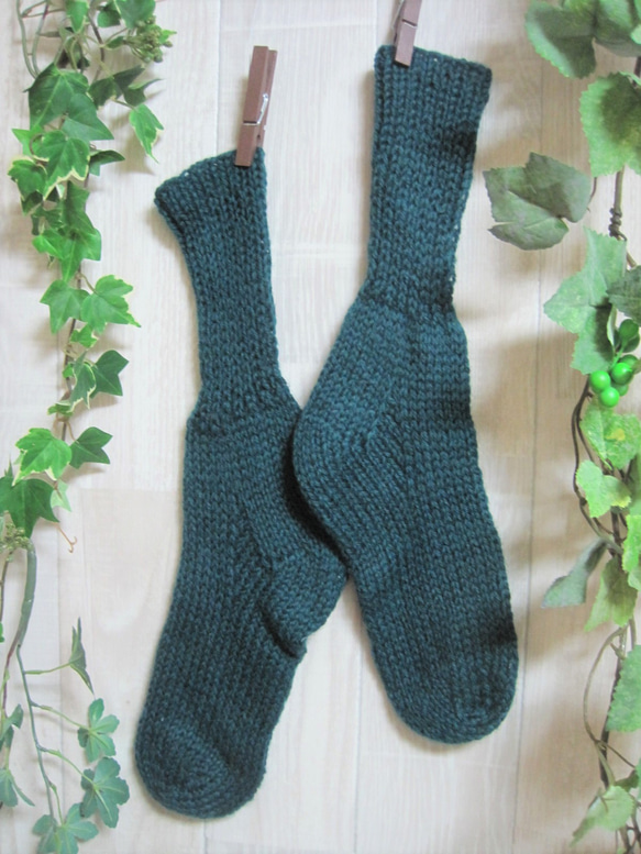 靴下　ウール100％手編みなのに安価 大人用Ｋ562 1枚目の画像