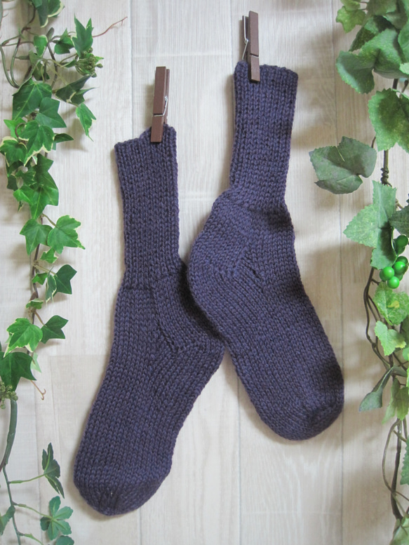 靴下　ウール100％手編みなのに安価 大人用Ｋ569 1枚目の画像