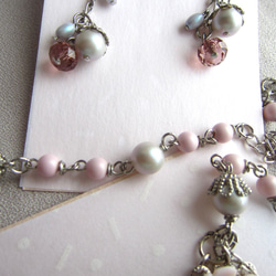 桜色のネックレスとイヤリング 5枚目の画像