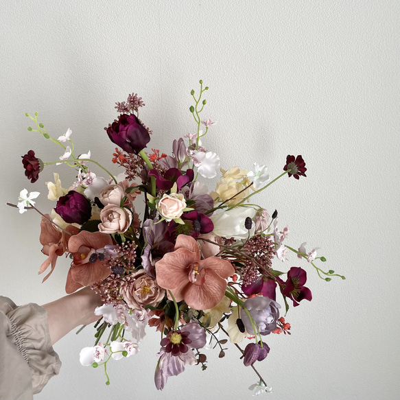 オーダーメイドブーケ｜ウェディングブーケ｜アーティフィシャルフラワー 胡蝶蘭♡ニュアンスベージュの韓国風ウェディングブーケ＆ブートニア【アーティフィシャルフラワー/造花ブーケ】 R1783808443(13750円)