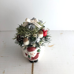 サンタさんのクリスマスツリーアレンジポット フェイクグリーン&アーティフィシャルフラワーの置物 6枚目の画像