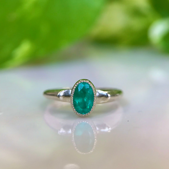 エメラルドK14WGリング(送料無料)シャンパンゴールドに