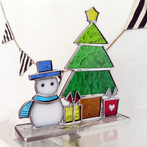 ステンドグラス クリスマスツリーとプレゼント 雪だるま その他