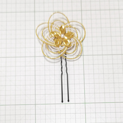 受注制作【梅結び(大)】白×金の上品な水引髪飾りセット ヘアピン 雅愛