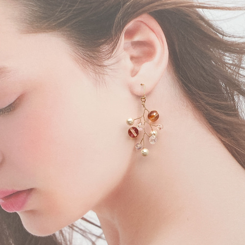 チェコビーズとパールの小枝アクセサリー ピアス/イヤリング