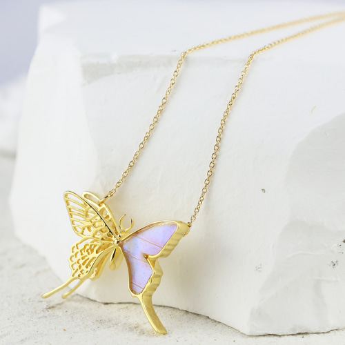 アクセサリー tk04953 本物の蝶の羽 透かしデザインアゲハ蝶ネックレス スルコウスキー