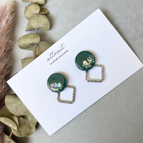 ニュアンスデザインレジンピアス/シルバーリング/グリーン ピアス