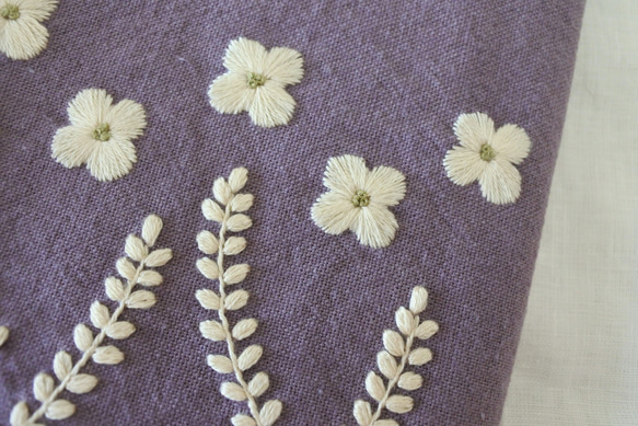 可憐な花　刺繍　文庫本　ブックカバー　ふじ色 4枚目の画像