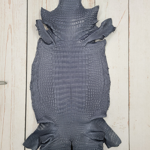 ワニ革 半艶マット ブルーグレー No.C003901 その他素材 エキゾチック  