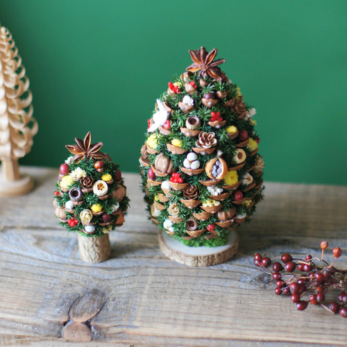 ご予約】小さな松ぼっくりのクリスマスツリー プリザーブドフラワー