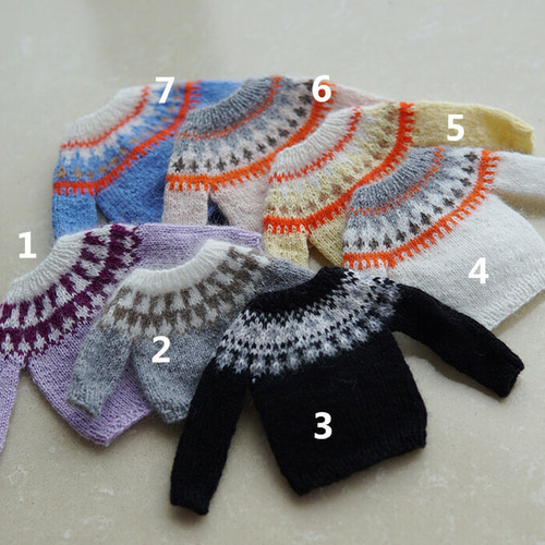 【ニット セーターのオーダー専用】オビツ11　ねんどろいどどーる オビツ11 タートルネック 白 黒 ニット ねんどろいど どーる