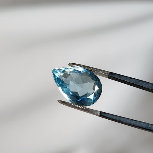 高品質✨ロンドンブルートパーズ4.2ct ルース✩.*˚ 天然石 FIQ 