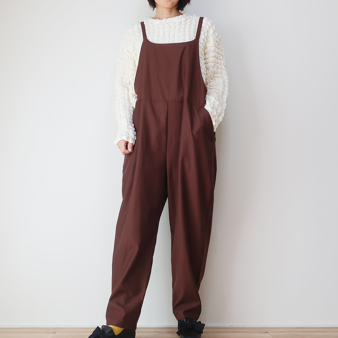夏から秋冬 大人可愛い ブラウンコットン 下半身ほそ見えサロペット（フリーサイズ／茶色）