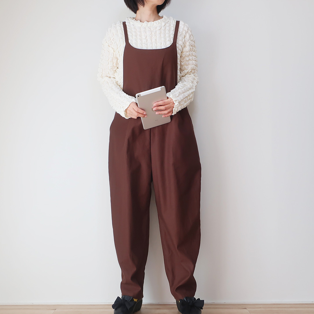 夏から秋冬 大人可愛い ブラウンコットン 下半身ほそ見えサロペット（フリーサイズ／茶色）