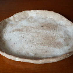 【免運費】陶器粉引小盤子 | 居家果盤 | 手捏手作 | 禮物 第4張的照片