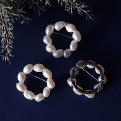 巴洛克珍珠（淡水珍珠）圓形胸針 ~棉雪~ 第6張的照片