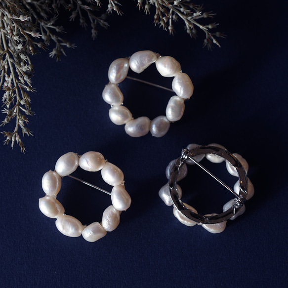 巴洛克珍珠（淡水珍珠）圓形胸針 ~棉雪~ 第6張的照片