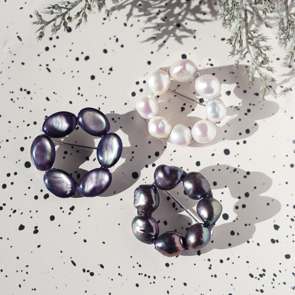 バロックパール（淡水真珠）のサークルブローチ　～綿雪 9枚目の画像