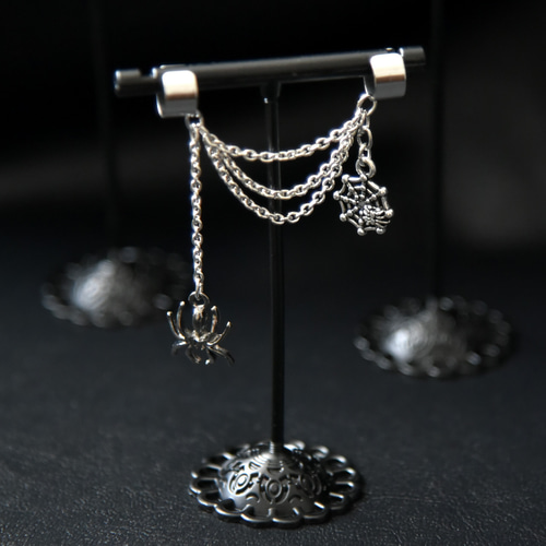 蜘蛛の巣｜チェーンの糸が垂れるダブルイヤーカフ／ノンホールピアス