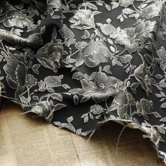 上品なレリーフシルバーグレー花柄 ジャカード生地 [2854] 7枚目の画像