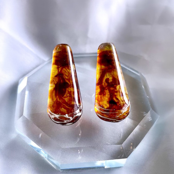 glass tear nuance tortoiseshell Earrings 1枚目の画像