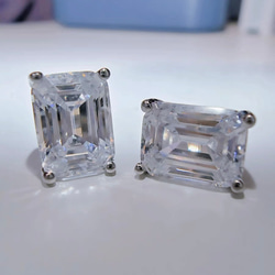 フラッシュ 高炭素ダイヤモンド エメラルドカット キラキラ シンプル ゴージャス ラグジュアリー ピアス ホワイト 5枚目の画像