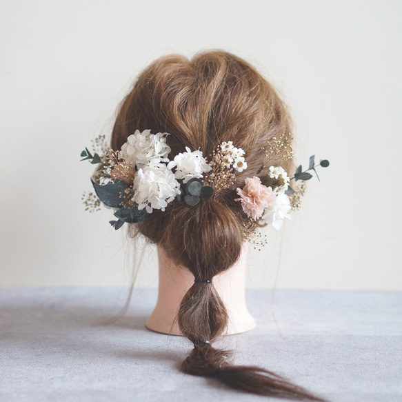ゴールドのカスミ草と白あじさいとイクソディア　＃ドライフラワー#ヘッドドレス#髪飾り 5枚目の画像
