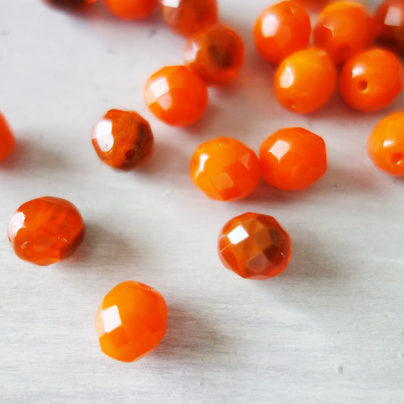 チェコ ファイアポリッシュビーズ クリアオレンジ&オレンジ(不透明) 10×9.5mm (5個) 8枚目の画像