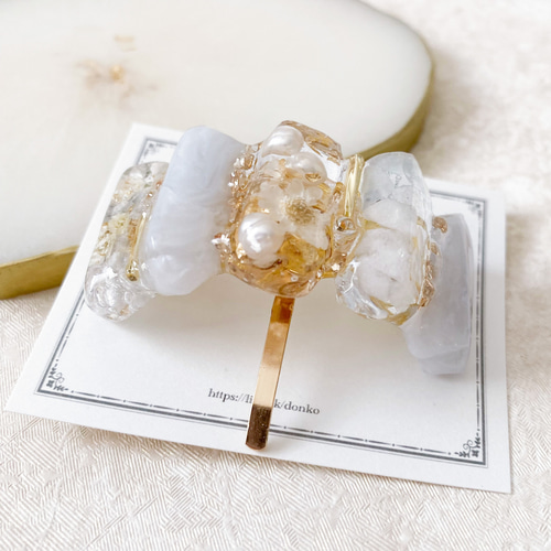 まろやかくすみカラー＊お花と淡水パールの鉱石風ヘアゴム／ポニー