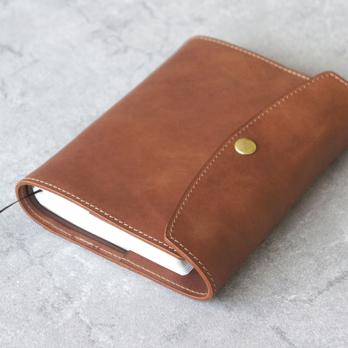 ほぼ日手帳 カバー CAST 革 【レア】 ほぼ日手帳 カバー CAST 革 【レア】